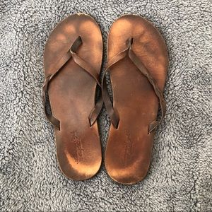 AEO Braided Leather Flip Flops
